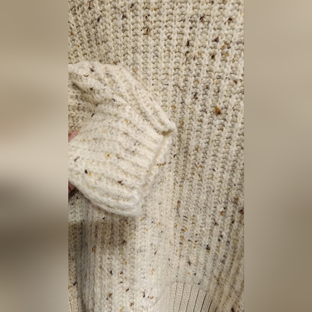 Old Navy Cream Button-Up Cardigan - Picture 2 of 6